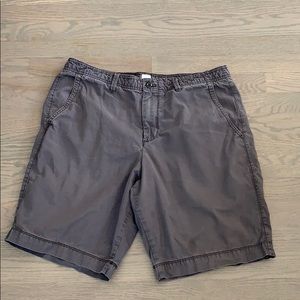 EUC Gap surplus grey shorts, sz 34